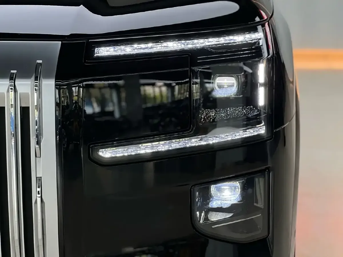 2025 Zeekr 9X 2.0T 279HP L4 1DHT PHEV,autocango,china used car exporter,china ev exporter,chinese used car exporter,chinese used ev exporter