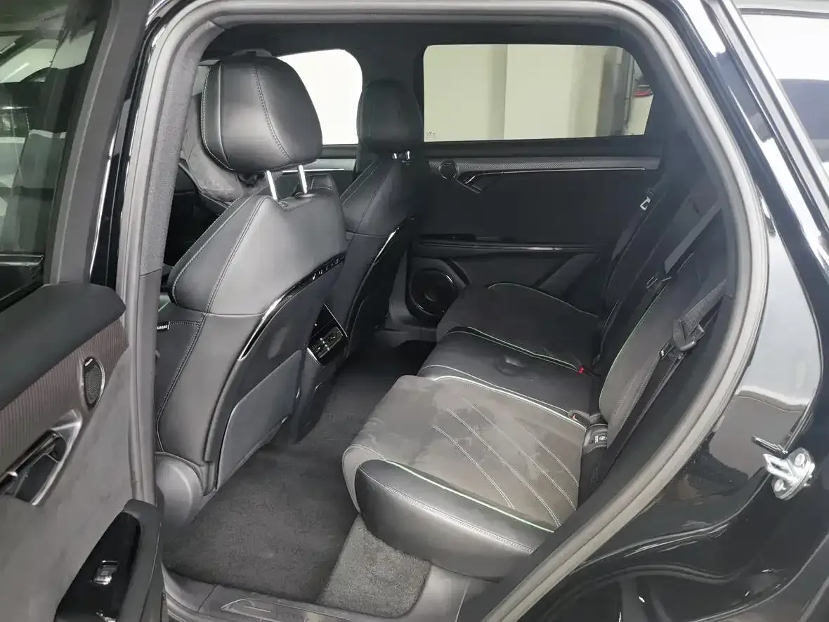 2025 Voyah FREE 1.5T 150HP L4 REEV 43KWH,autocango,china used car exporter,china ev exporter,chinese used car exporter,chinese used ev exporter