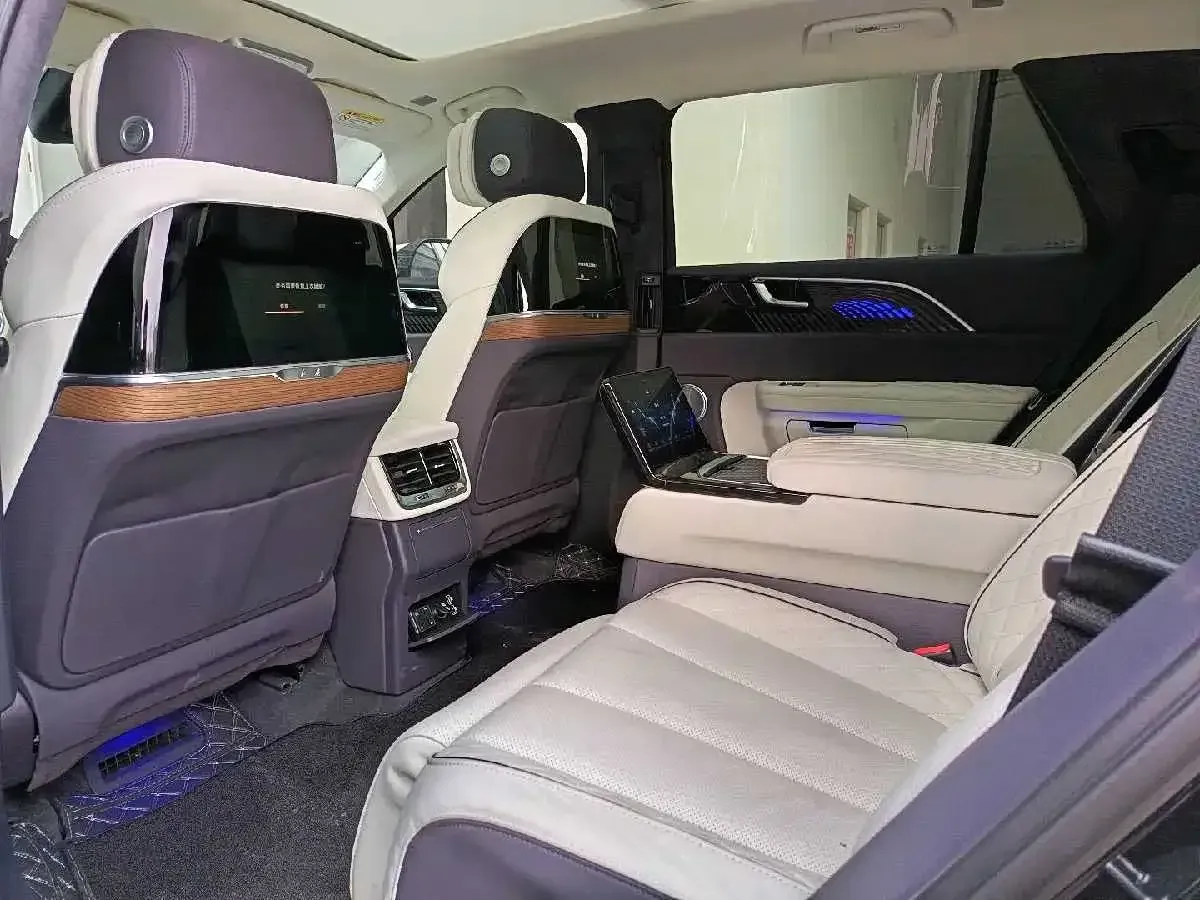 2022 HongQi E-HS9 BEV 120KWH,autocango,china used car exporter,china ev exporter,chinese used car exporter,chinese used ev exporter