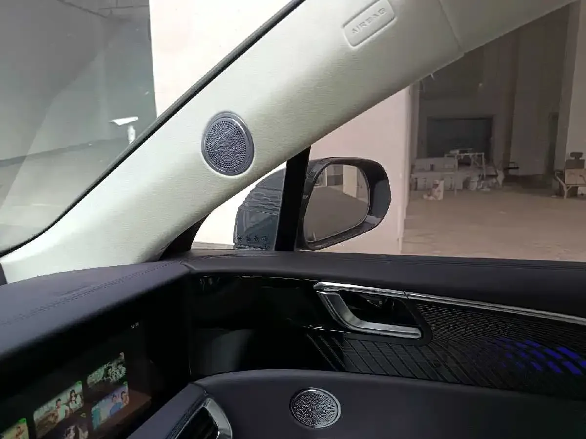 2022 HongQi E-HS9 BEV 120KWH,autocango,china used car exporter,china ev exporter,chinese used car exporter,chinese used ev exporter