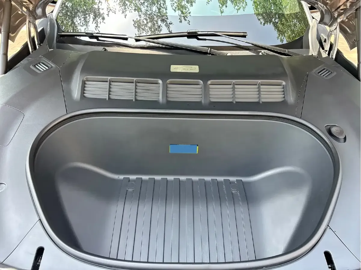 2025 MI YU7 BEV 96.3KWH,autocango,china used car exporter,china ev exporter,chinese used car exporter,chinese used ev exporter