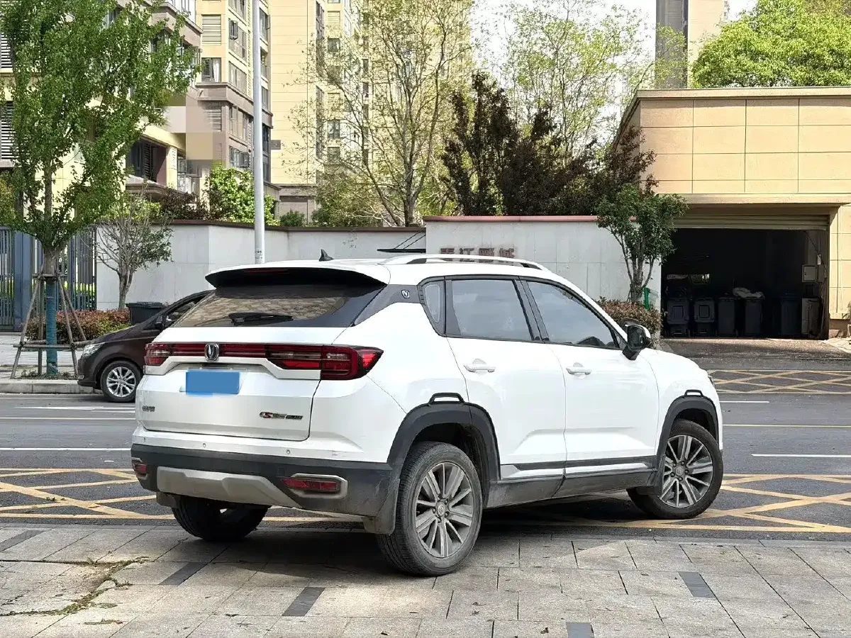 2019 ChangAn CS35 Plus 1.6L 128HP L4 6AT,autocango,china used car exporter,china ev exporter,chinese used car exporter,chinese used ev exporter