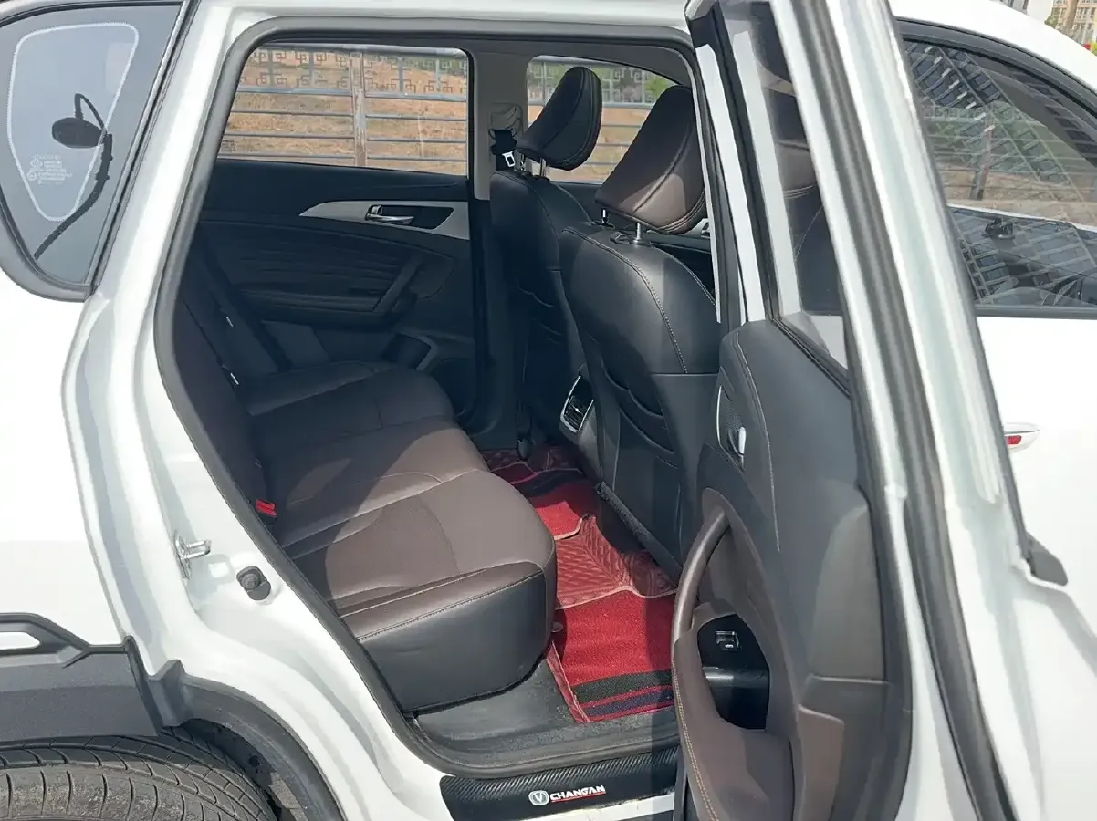 2019 ChangAn CS35 Plus 1.6L 128HP L4 6AT,autocango,china used car exporter,china ev exporter,chinese used car exporter,chinese used ev exporter