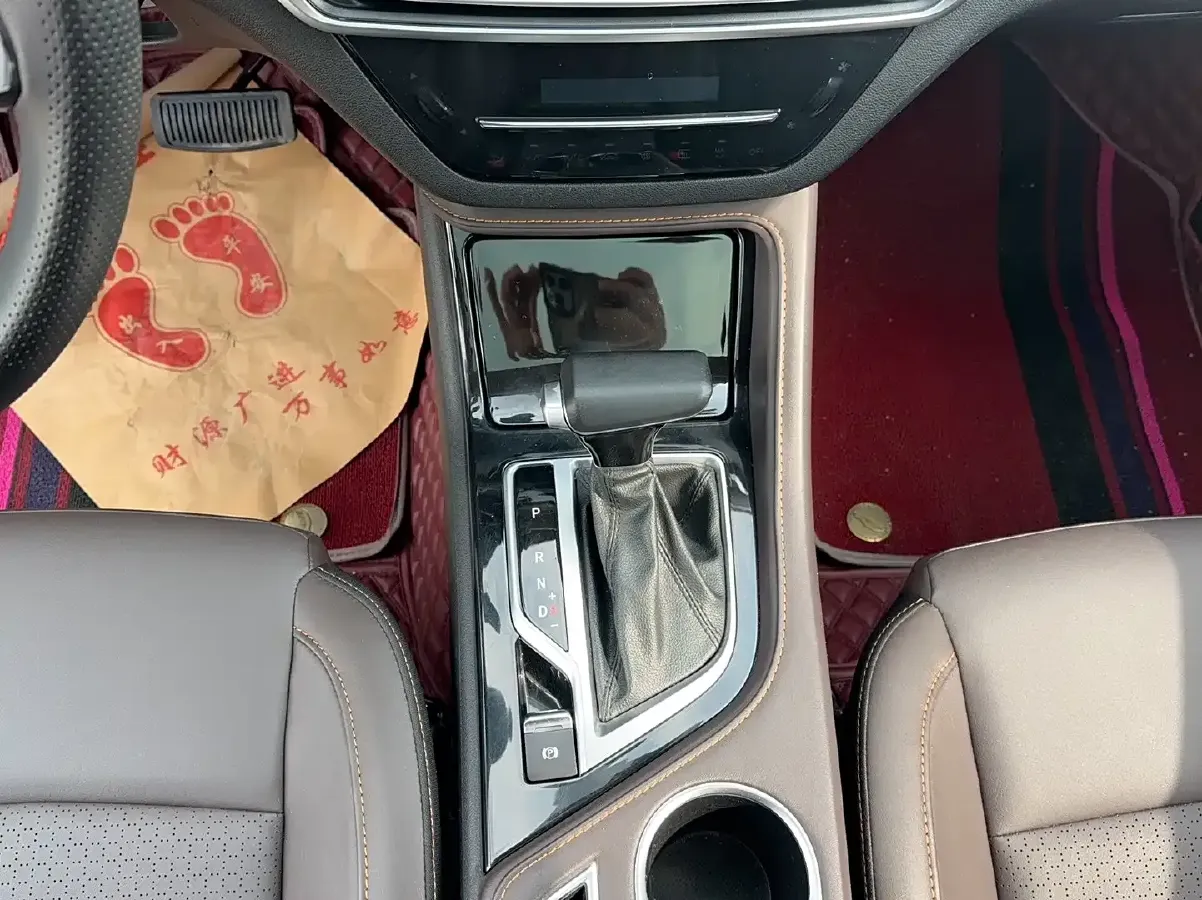 2019 ChangAn CS35 Plus 1.6L 128HP L4 6AT,autocango,china used car exporter,china ev exporter,chinese used car exporter,chinese used ev exporter