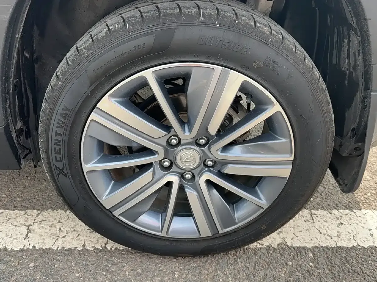 2019 ChangAn CS35 Plus 1.6L 128HP L4 6AT,autocango,china used car exporter,china ev exporter,chinese used car exporter,chinese used ev exporter