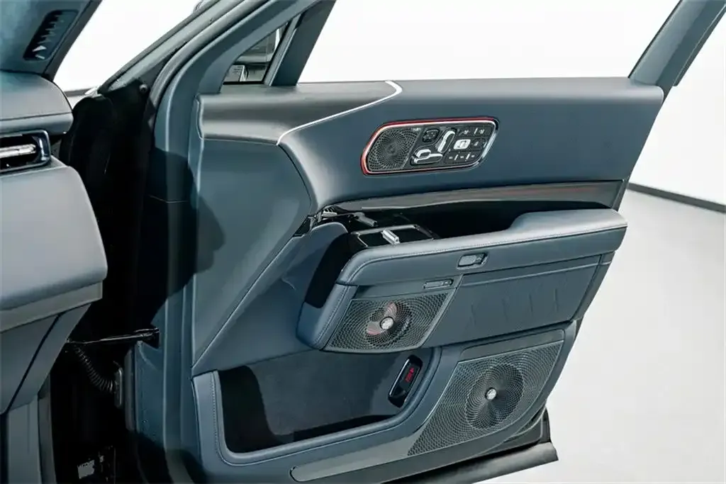 2025 Zeekr 9X 2.0T 279HP L4 1DHT PHEV,autocango,china used car exporter,china ev exporter,chinese used car exporter,chinese used ev exporter