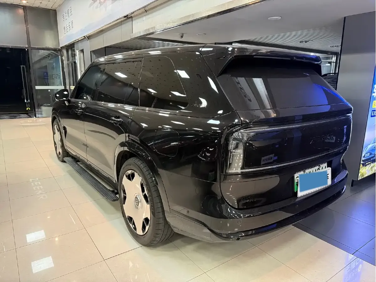 2025 Zeekr 9X 2.0T 279HP L4 1DHT PHEV,autocango,china used car exporter,china ev exporter,chinese used car exporter,chinese used ev exporter