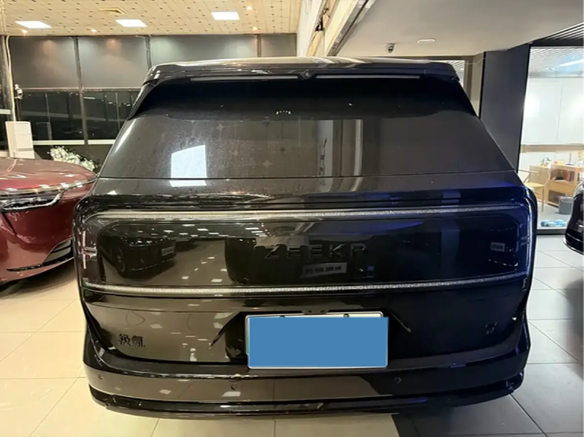 2025 Zeekr 9X 2.0T 279HP L4 1DHT PHEV,autocango,china used car exporter,china ev exporter,chinese used car exporter,chinese used ev exporter