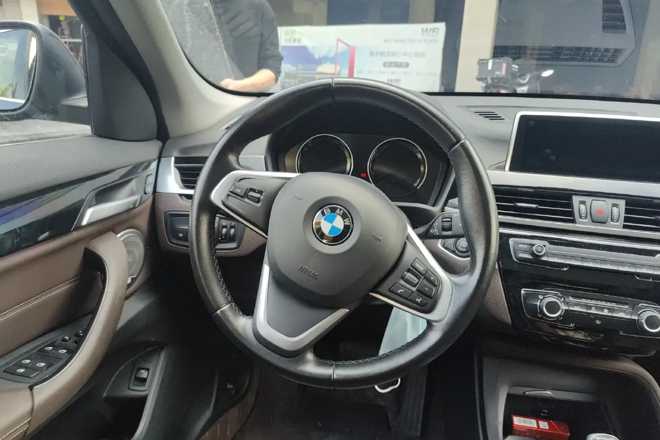 2020 BMW X1 1.5T 140HP L3 7DCT,autocango,china used car exporter,china ev exporter,chinese used car exporter,chinese used ev exporter