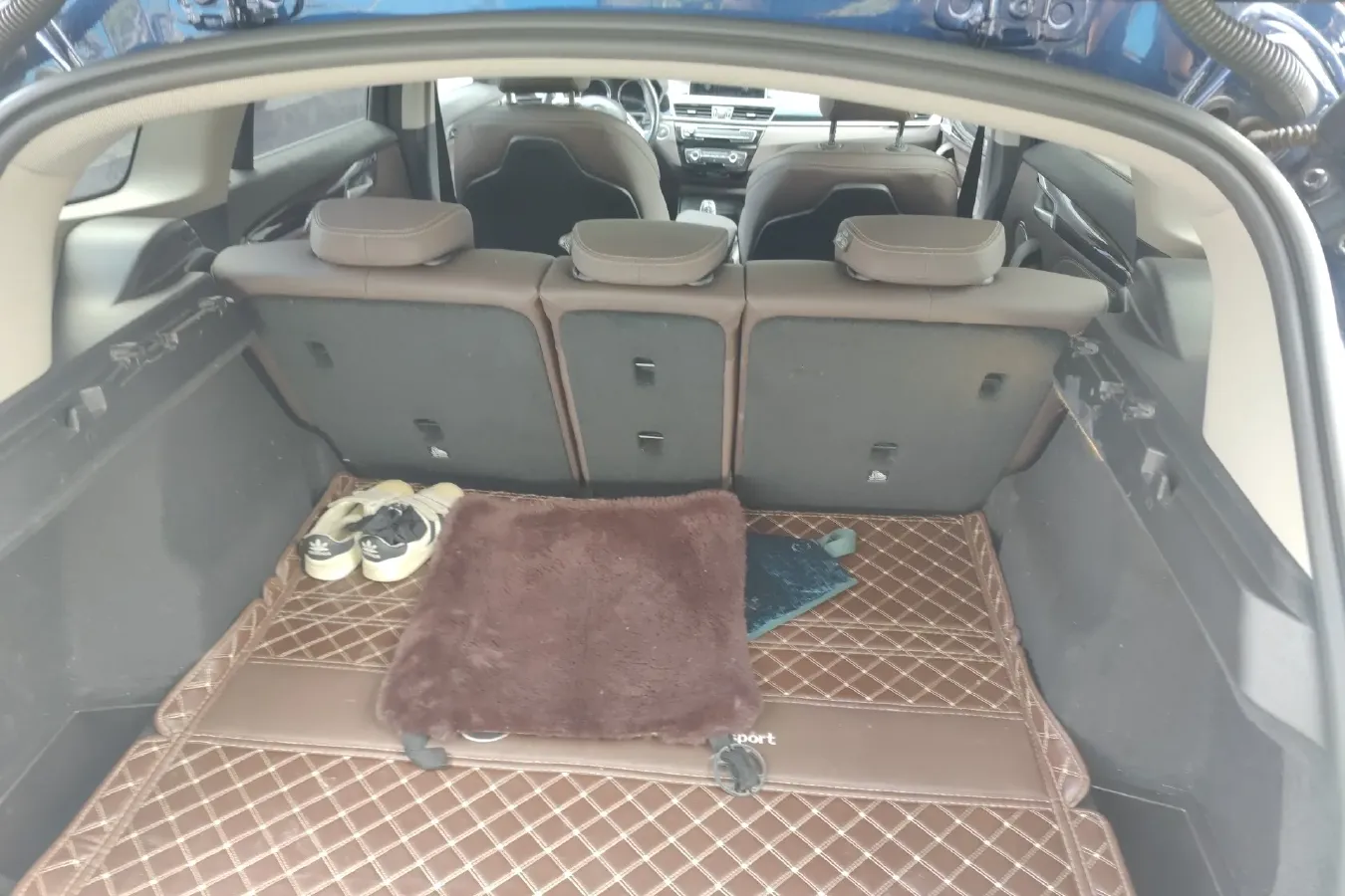 2020 BMW X1 1.5T 140HP L3 7DCT,autocango,china used car exporter,china ev exporter,chinese used car exporter,chinese used ev exporter