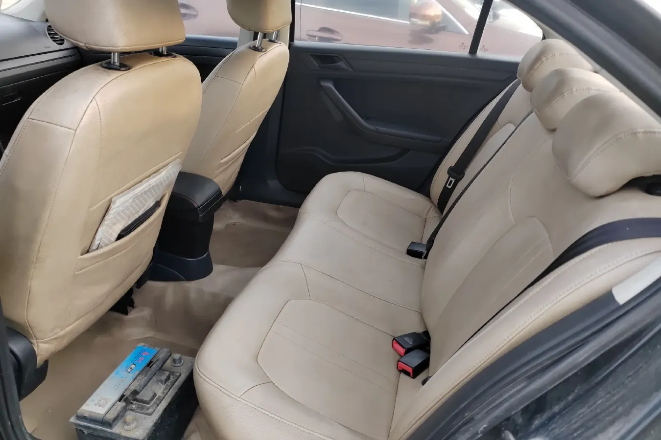 2013 Volkswagen Jetta 1.6L 110HP L4 5MT,autocango,china used car exporter,china ev exporter,chinese used car exporter,chinese used ev exporter