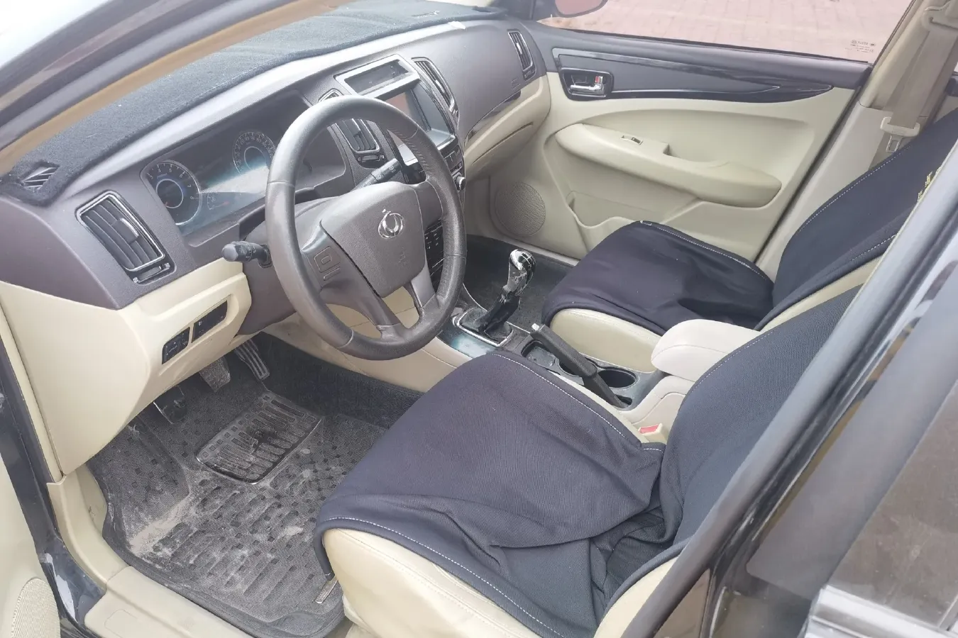 2013 Geely GC7 1.5L 109HP L4 5MT,autocango,china used car exporter,china ev exporter,chinese used car exporter,chinese used ev exporter