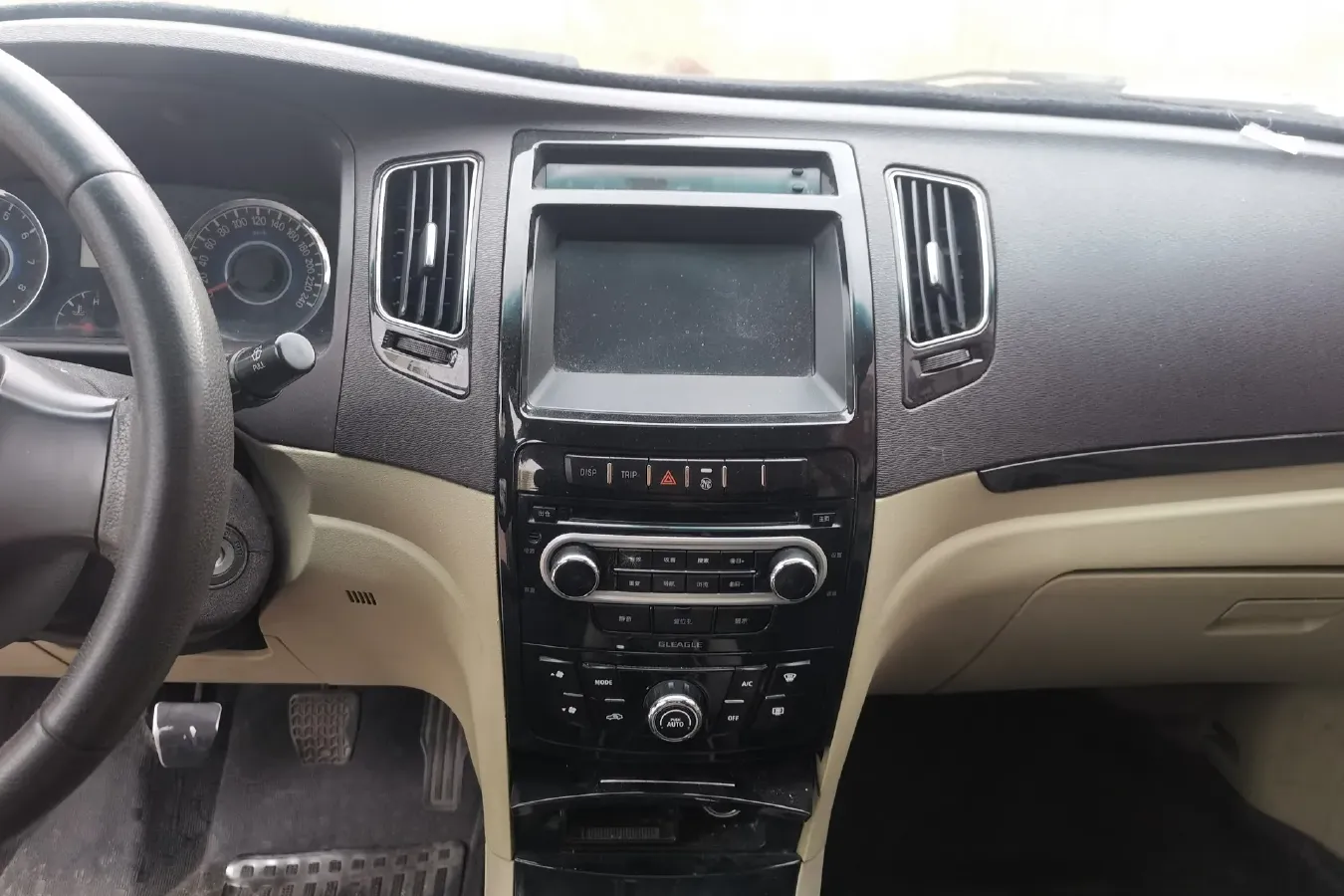 2013 Geely GC7 1.5L 109HP L4 5MT,autocango,china used car exporter,china ev exporter,chinese used car exporter,chinese used ev exporter