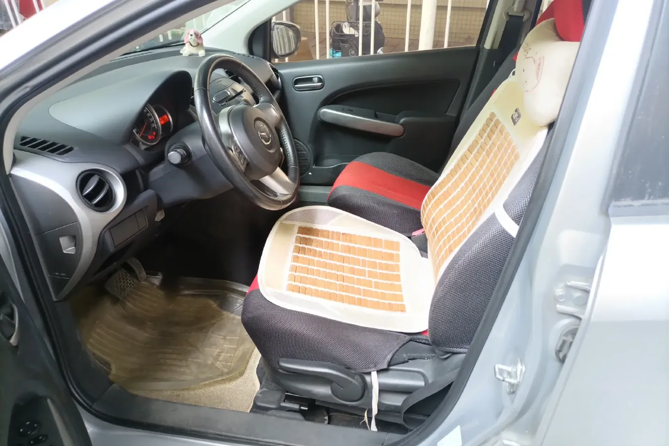 2011 Mazda 2 1.5L 103HP L4 4AT,autocango,china used car exporter,china ev exporter,chinese used car exporter,chinese used ev exporter