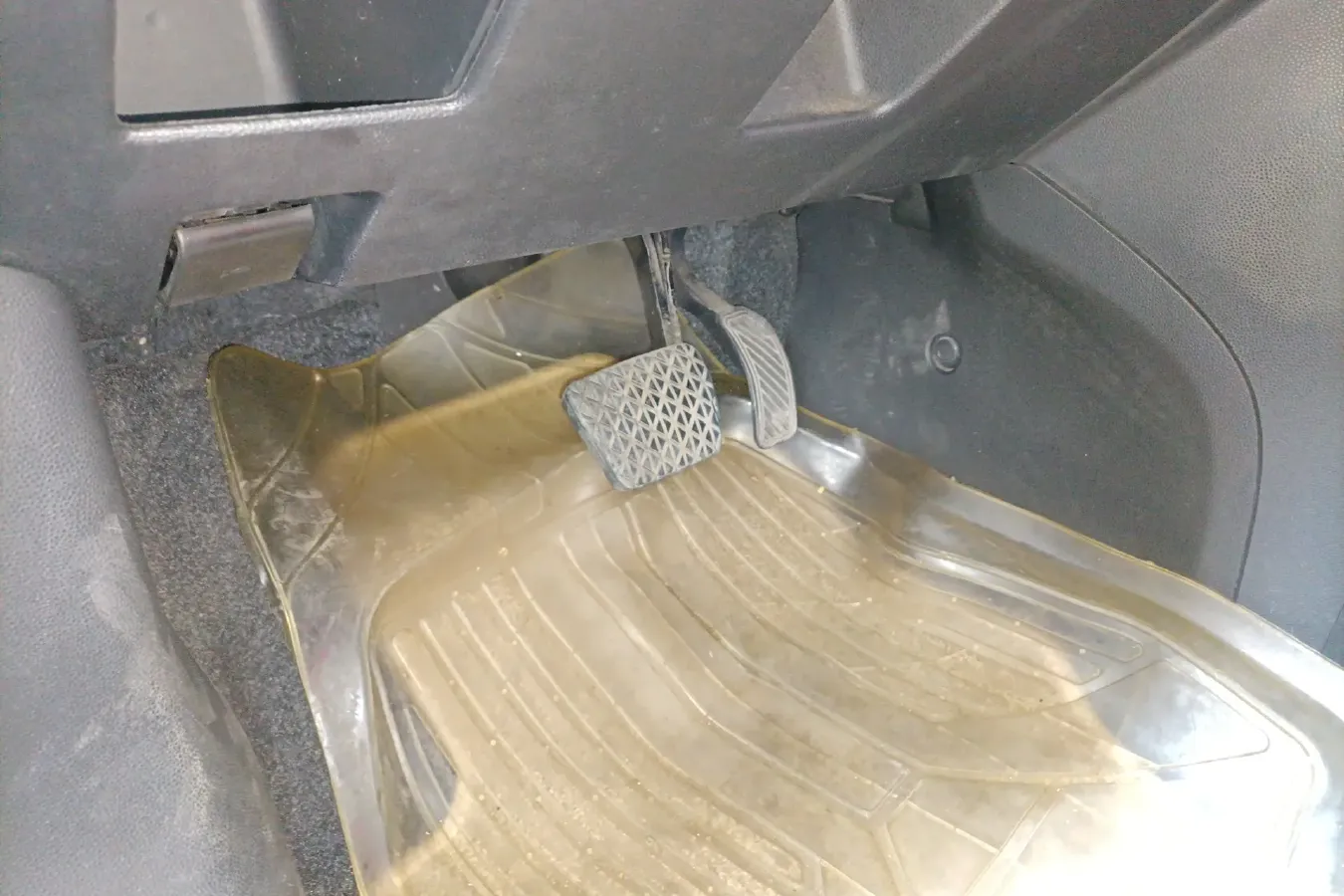 2011 Mazda 2 1.5L 103HP L4 4AT,autocango,china used car exporter,china ev exporter,chinese used car exporter,chinese used ev exporter