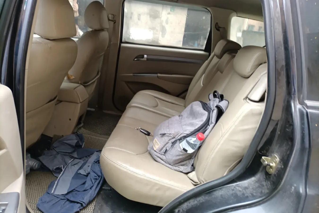 2012 Landwind X8 2.0T 122HP L4 5MT,autocango,china used car exporter,china ev exporter,chinese used car exporter,chinese used ev exporter