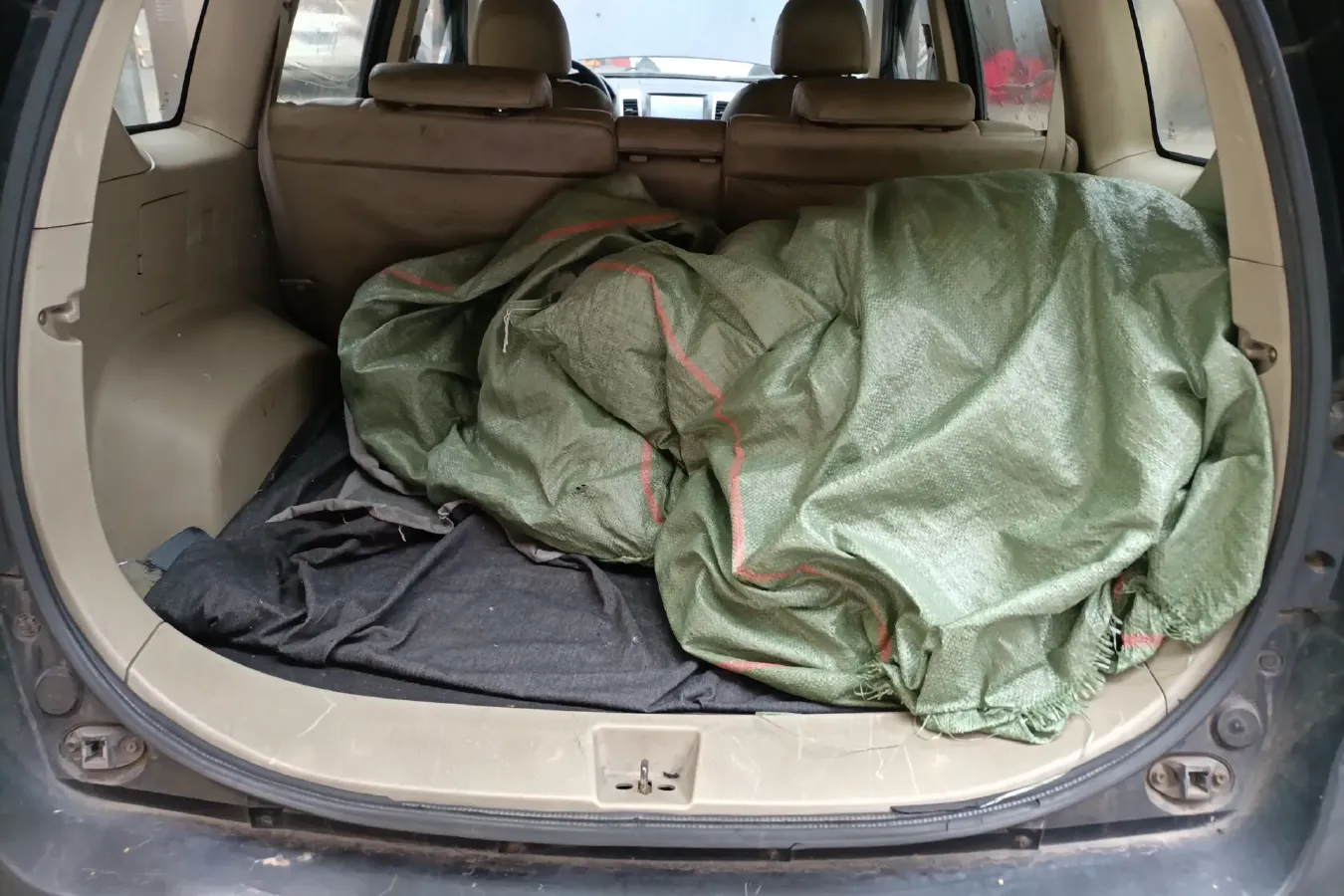 2012 Landwind X8 2.0T 122HP L4 5MT,autocango,china used car exporter,china ev exporter,chinese used car exporter,chinese used ev exporter