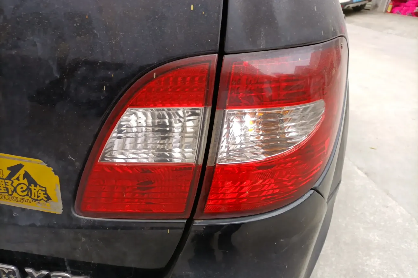 2012 Landwind X8 2.0T 122HP L4 5MT,autocango,china used car exporter,china ev exporter,chinese used car exporter,chinese used ev exporter