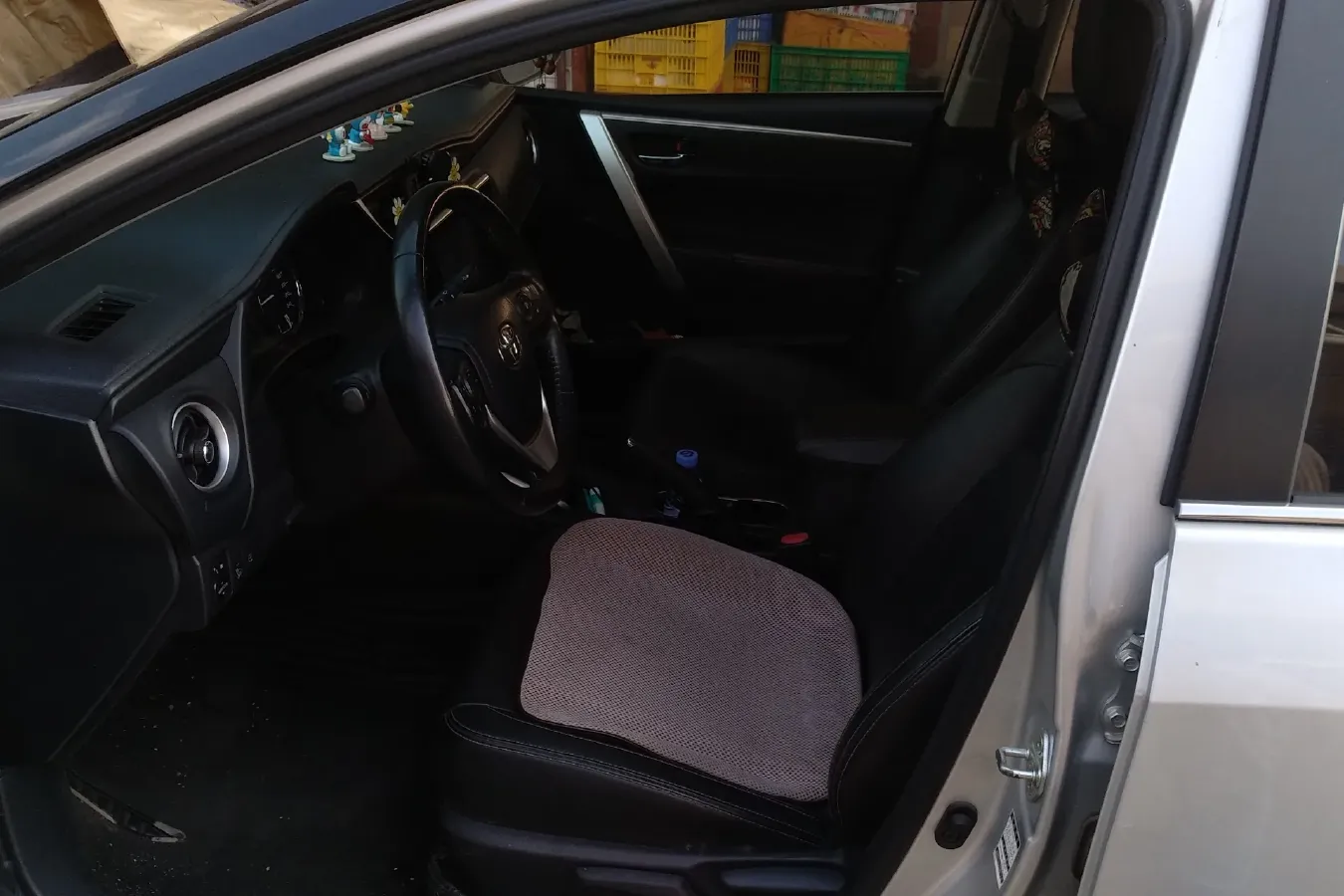 2019 Toyota Corolla Hybird E+ 1.8L 99HP L4 E-CVT PHEV 10.5KWH,autocango,china used car exporter,china ev exporter,chinese used car exporter,chinese used ev exporter