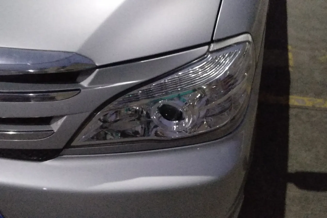 2010 JinBei Grace 2.7L 151HP L4 4AT,autocango,china used car exporter,china ev exporter,chinese used car exporter,chinese used ev exporter