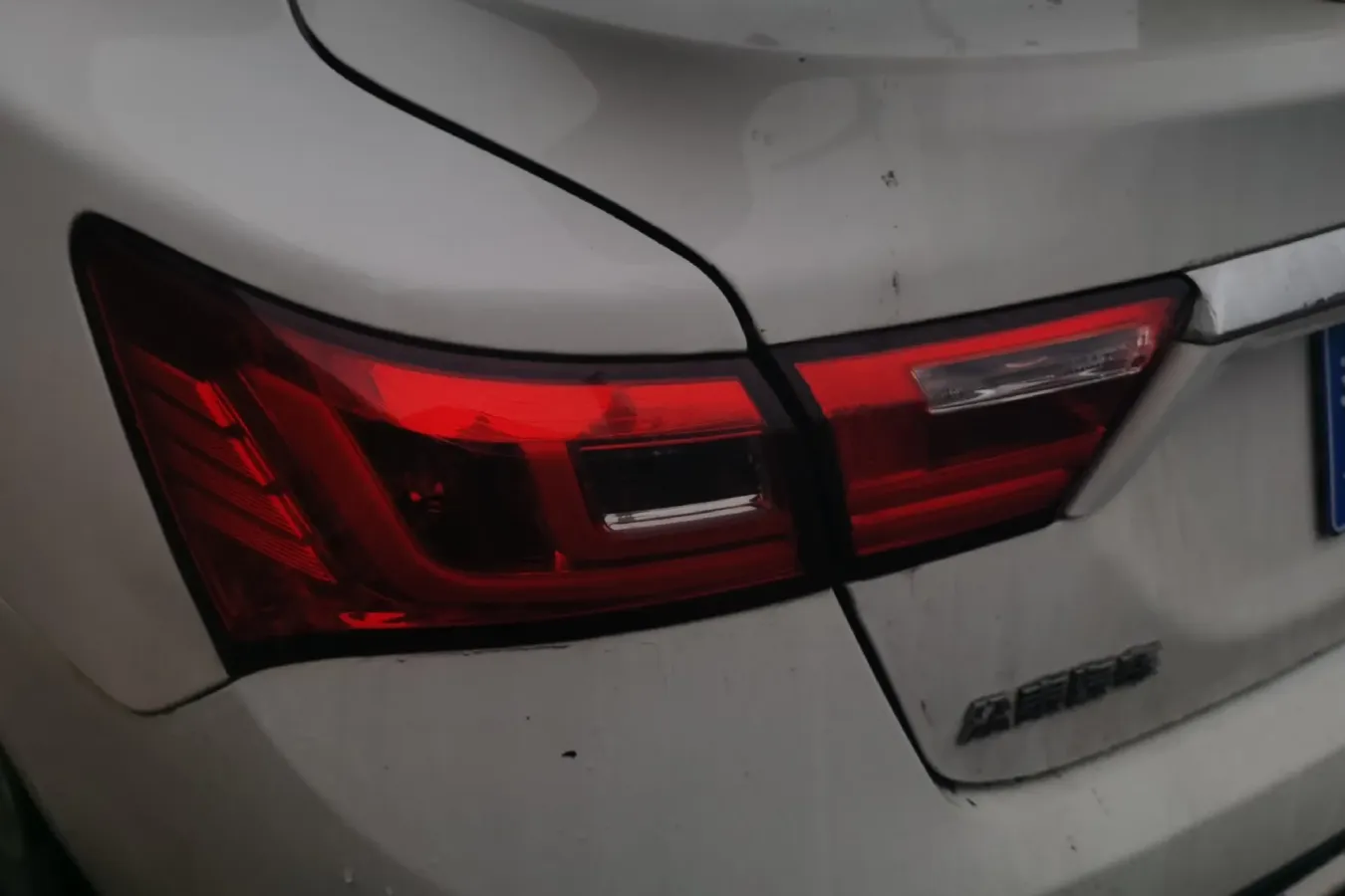 2016 Zotye Z300 1.5L 113HP L4 5MT,autocango,china used car exporter,china ev exporter,chinese used car exporter,chinese used ev exporter