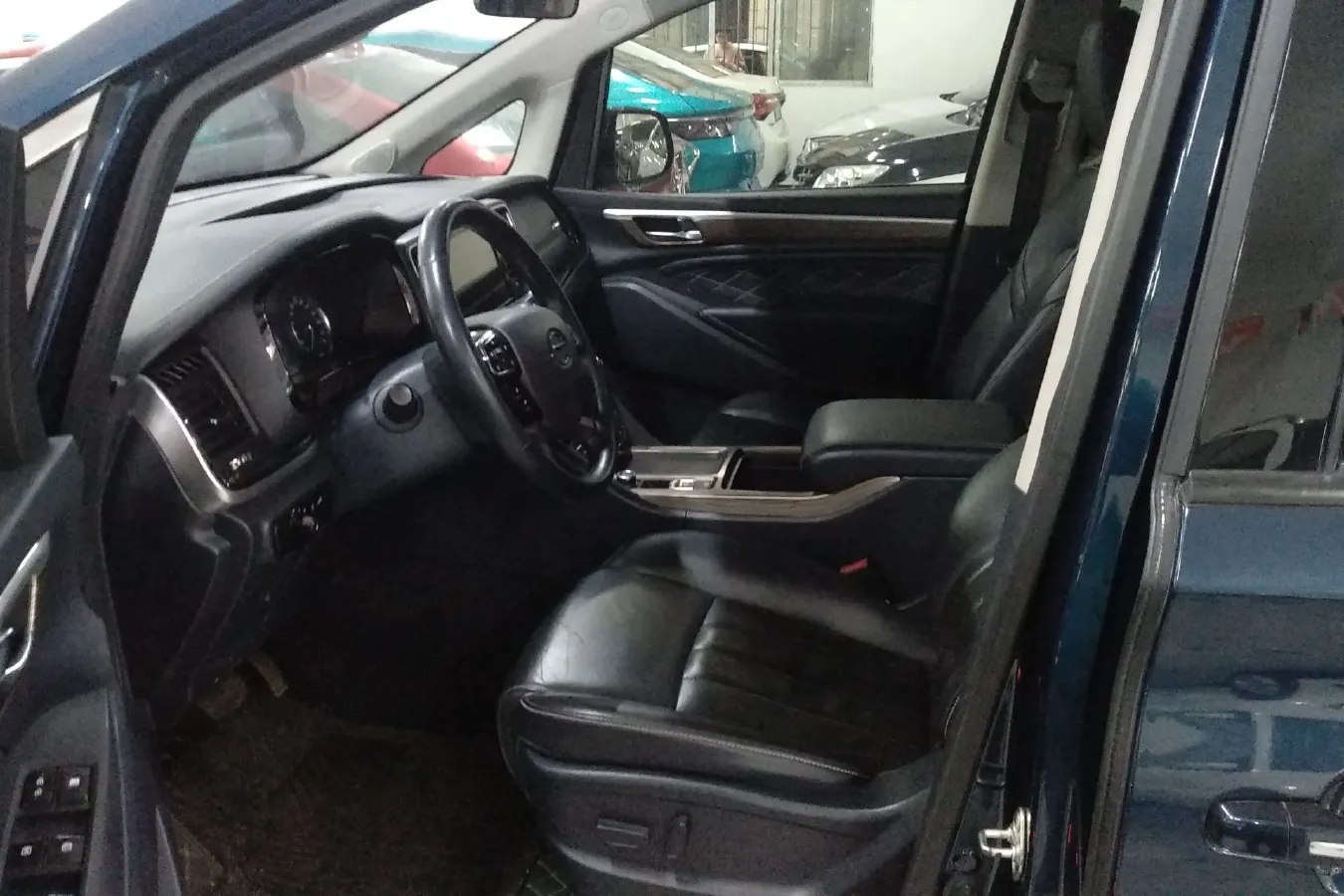 2020 GAC Trumpchi M8 2.0T 252HP L4 8AT,autocango,china used car exporter,china ev exporter,chinese used car exporter,chinese used ev exporter