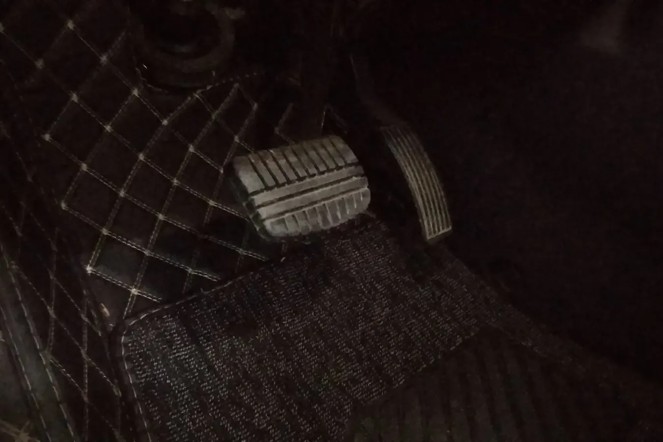 2020 GAC Trumpchi M8 2.0T 252HP L4 8AT,autocango,china used car exporter,china ev exporter,chinese used car exporter,chinese used ev exporter