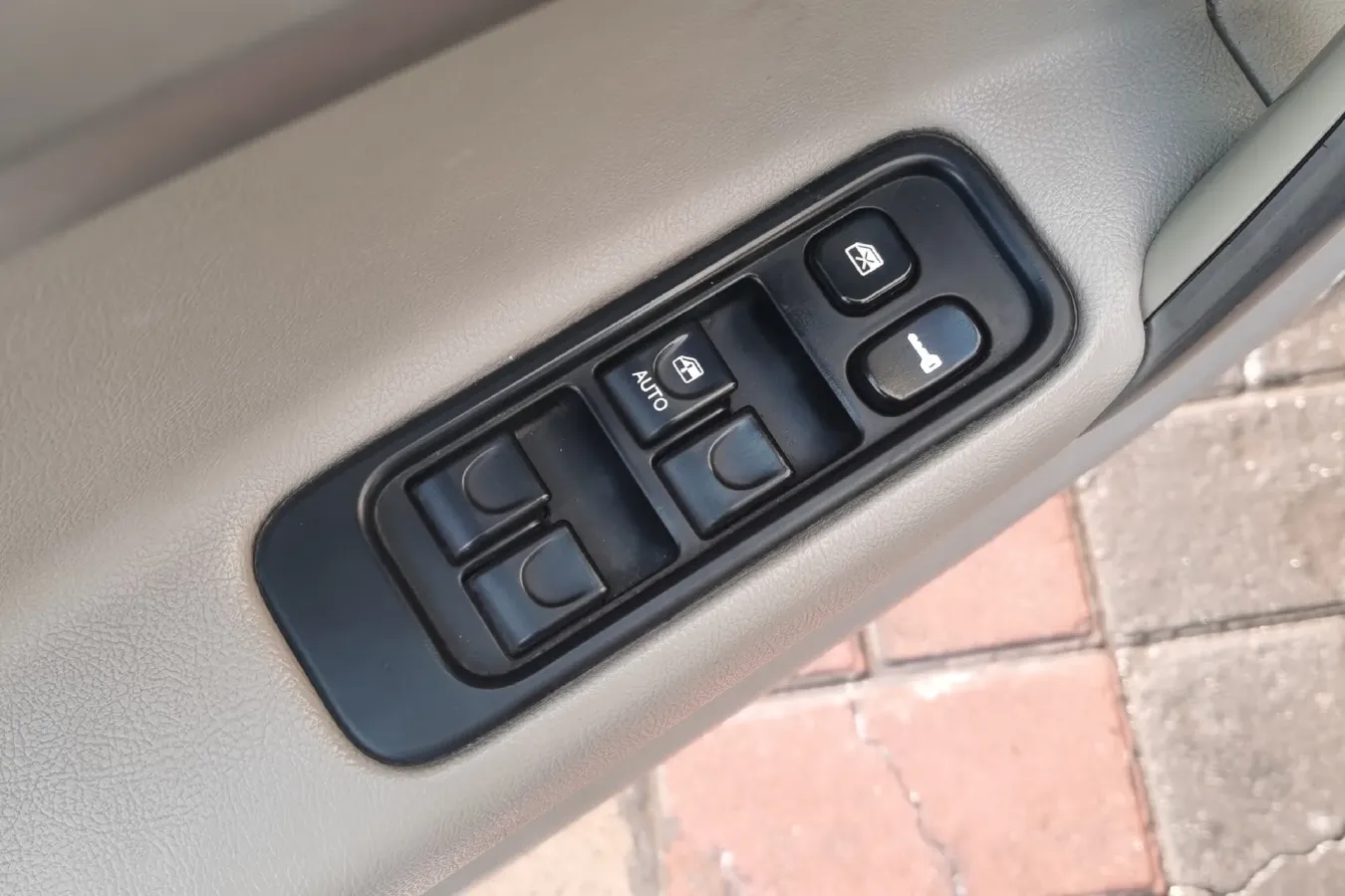 2012 JAC HeYue 1.5L 113HP L4 5MT,autocango,china used car exporter,china ev exporter,chinese used car exporter,chinese used ev exporter