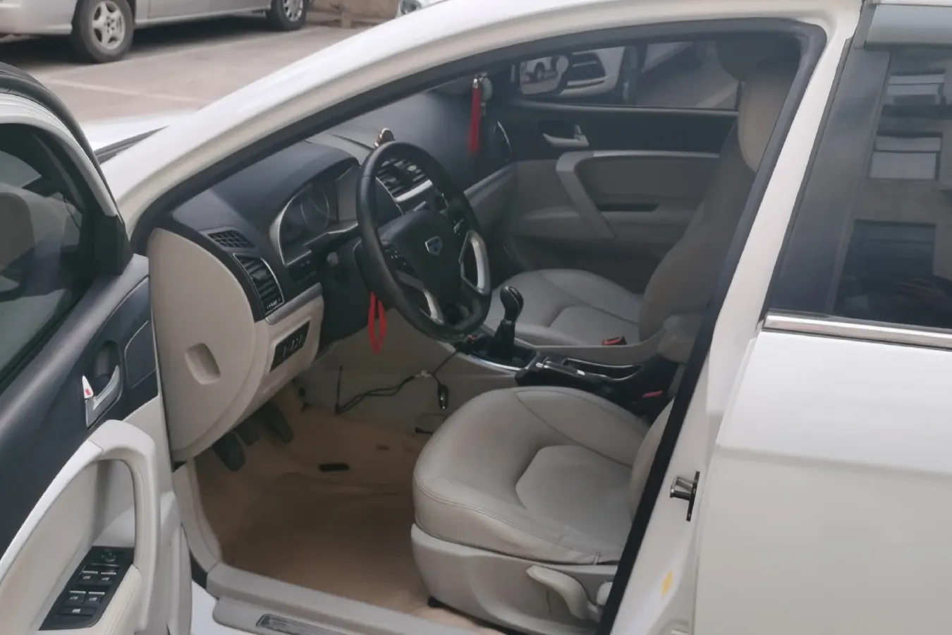 2014 Geely Emgrand 1.5L 109HP L4 5MT,autocango,china used car exporter,china ev exporter,chinese used car exporter,chinese used ev exporter