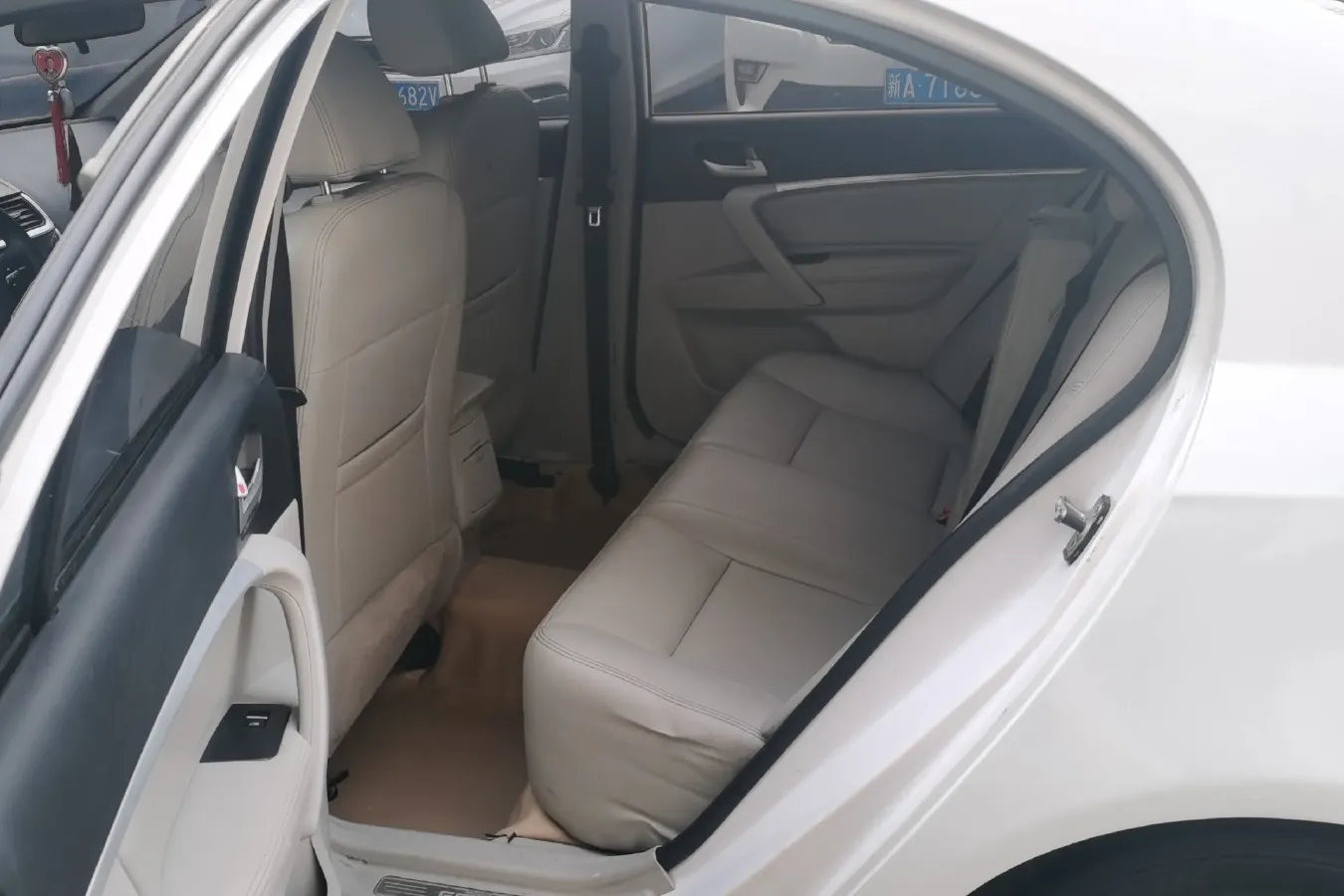 2014 Geely Emgrand 1.5L 109HP L4 5MT,autocango,china used car exporter,china ev exporter,chinese used car exporter,chinese used ev exporter