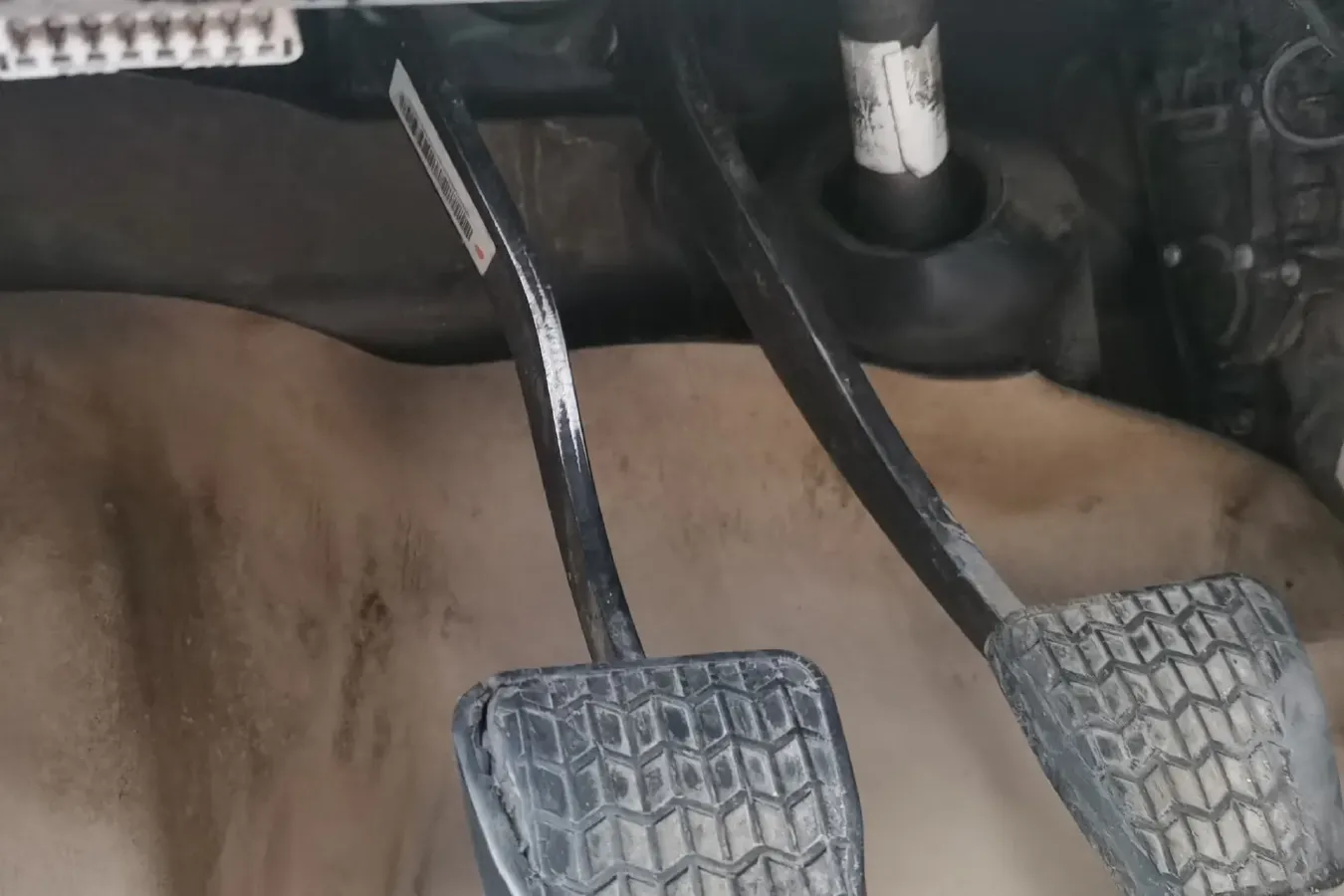 2014 Geely Emgrand 1.5L 109HP L4 5MT,autocango,china used car exporter,china ev exporter,chinese used car exporter,chinese used ev exporter