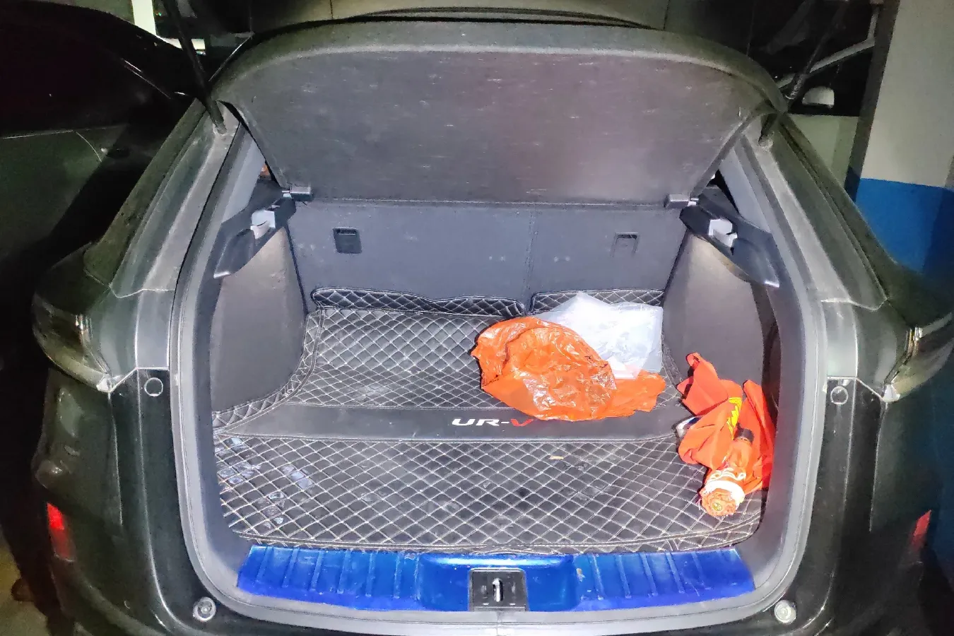 2020 Honda UR-V 2.0T 272HP L4 9AT,autocango,china used car exporter,china ev exporter,chinese used car exporter,chinese used ev exporter