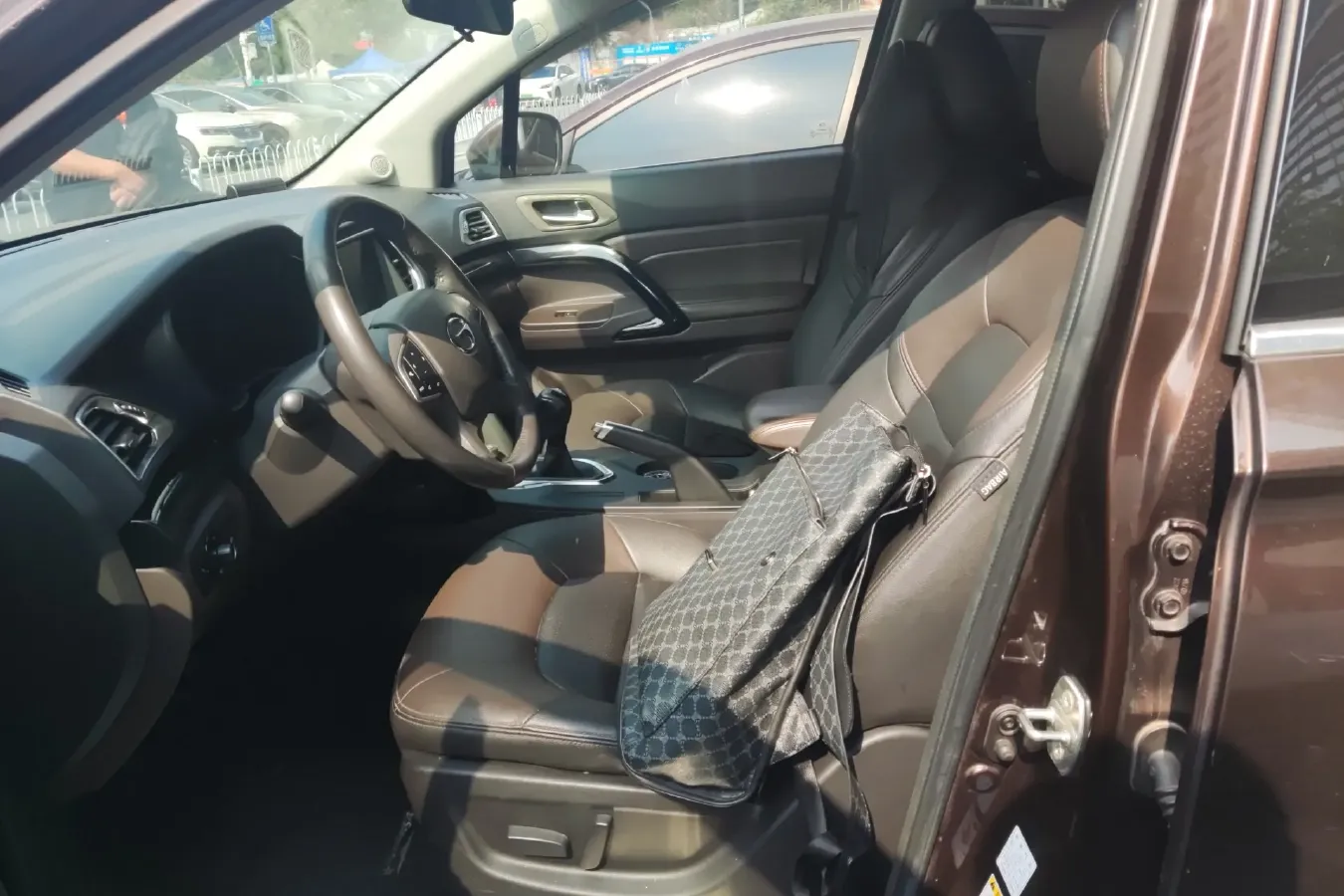 2017 GAC Trumpchi GS4 1.5T 152HP L4 5MT,autocango,china used car exporter,china ev exporter,chinese used car exporter,chinese used ev exporter