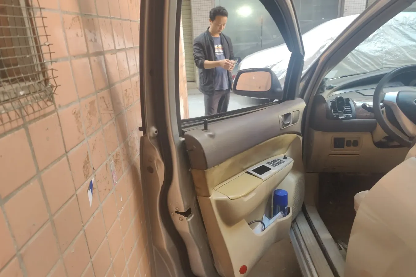 2009 Rely V5 1.8L 132HP L4 5MT,autocango,china used car exporter,china ev exporter,chinese used car exporter,chinese used ev exporter