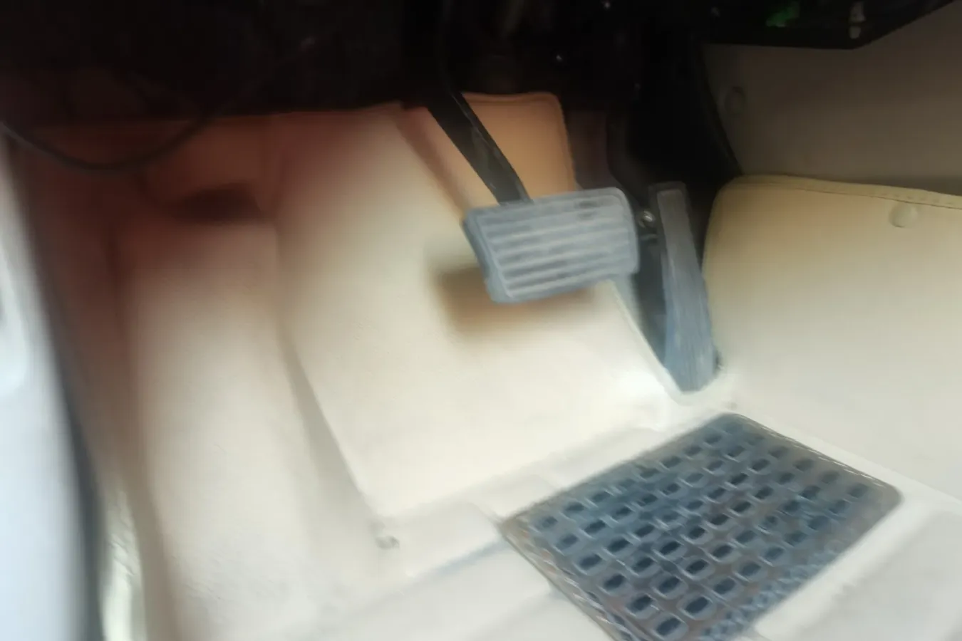 2012 Ciimo Ciimo 1.8L 140HP L4 5AT,autocango,china used car exporter,china ev exporter,chinese used car exporter,chinese used ev exporter