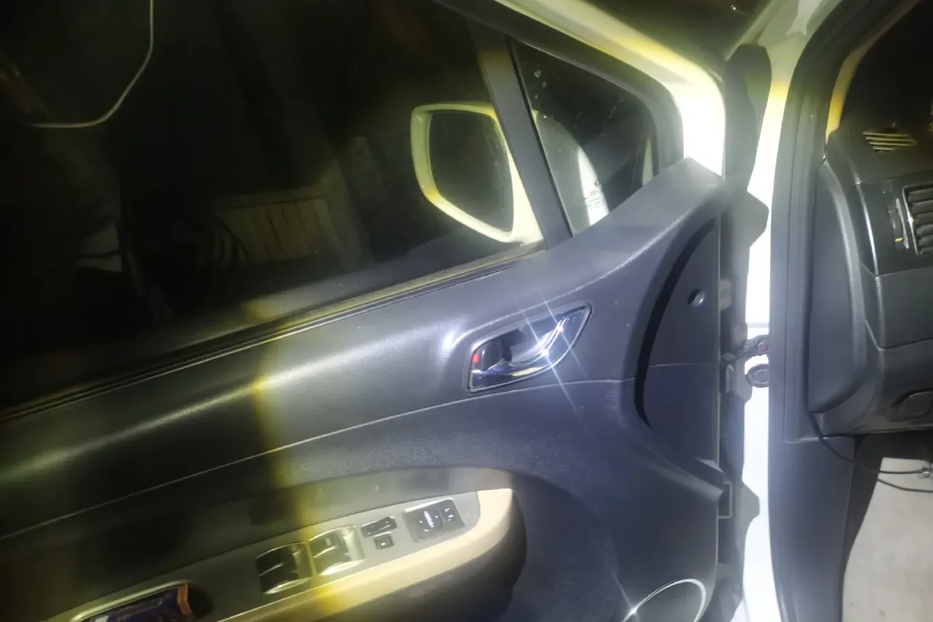 2015 DongFeng Forthing Joyear X3 1.5L 120HP L4 5MT,autocango,china used car exporter,china ev exporter,chinese used car exporter,chinese used ev exporter