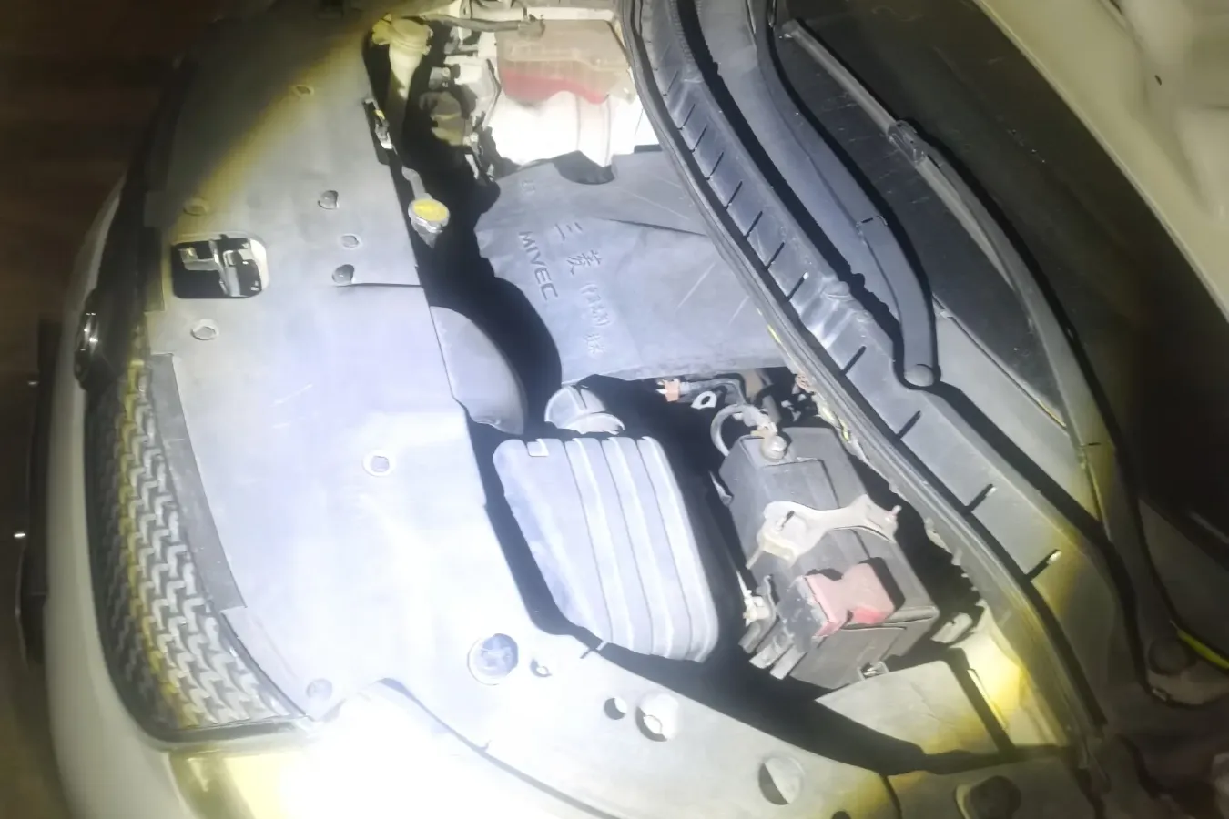 2015 DongFeng Forthing Joyear X3 1.5L 120HP L4 5MT,autocango,china used car exporter,china ev exporter,chinese used car exporter,chinese used ev exporter