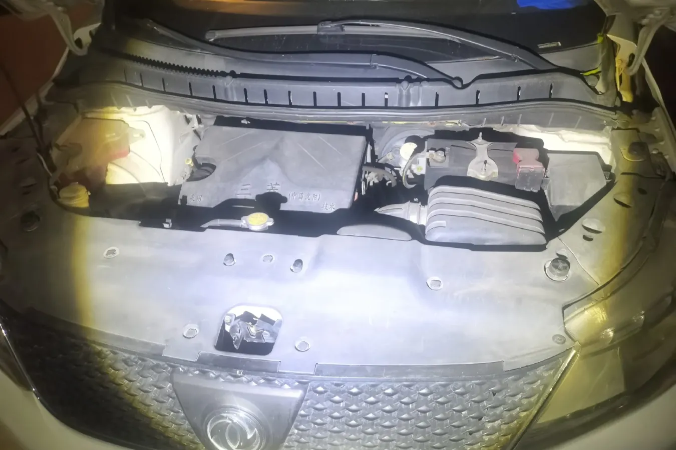 2015 DongFeng Forthing Joyear X3 1.5L 120HP L4 5MT,autocango,china used car exporter,china ev exporter,chinese used car exporter,chinese used ev exporter