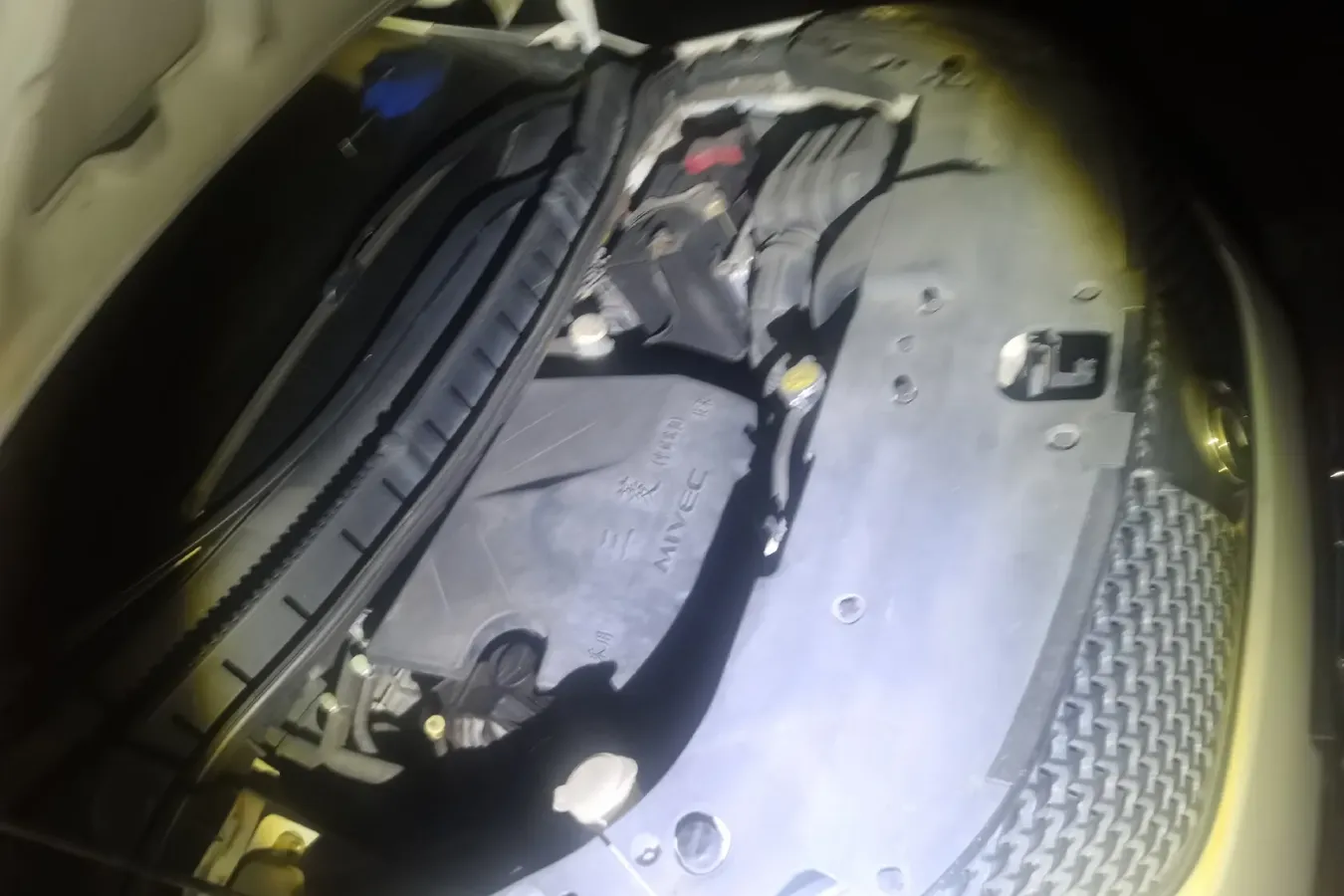 2015 DongFeng Forthing Joyear X3 1.5L 120HP L4 5MT,autocango,china used car exporter,china ev exporter,chinese used car exporter,chinese used ev exporter