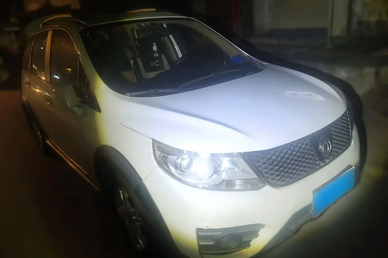 2015 DongFeng Forthing Joyear X3 1.5L 120HP L4 5MT,autocango,china used car exporter,china ev exporter,chinese used car exporter,chinese used ev exporter