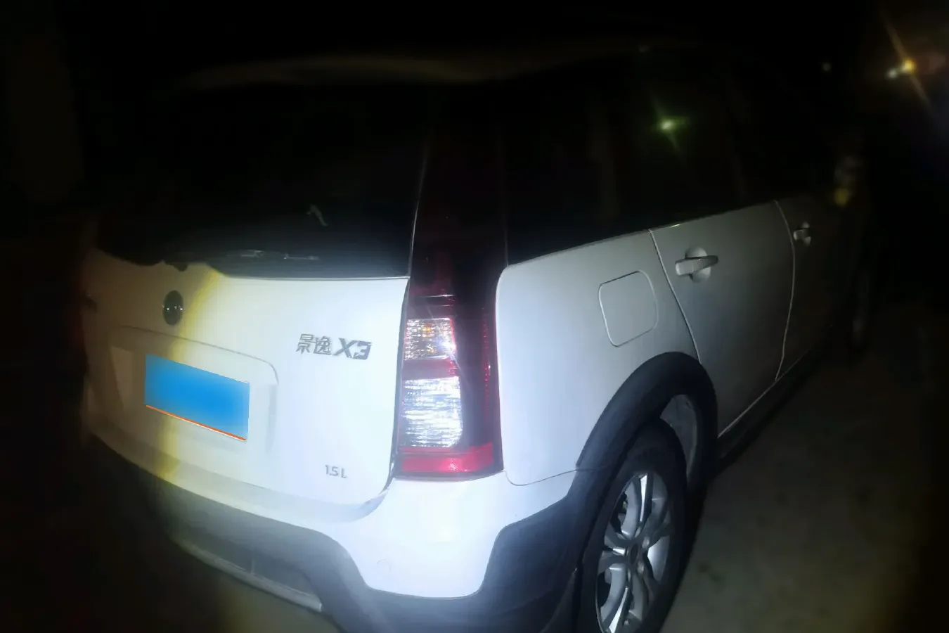 2015 DongFeng Forthing Joyear X3 1.5L 120HP L4 5MT,autocango,china used car exporter,china ev exporter,chinese used car exporter,chinese used ev exporter