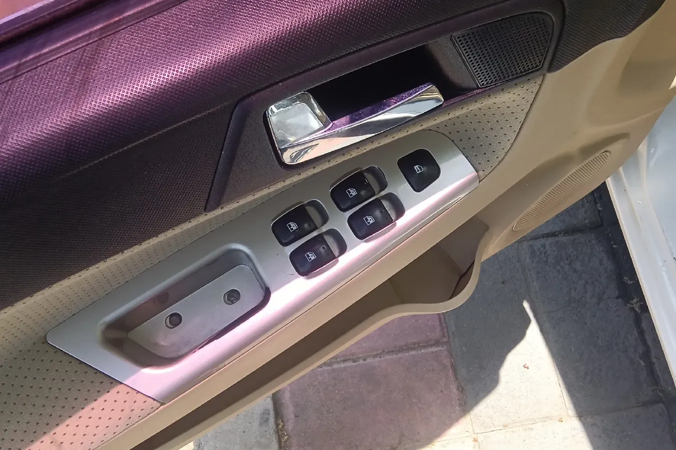 2013 Brilliance Auto H330 1.5L 105HP L4 4AT,autocango,china used car exporter,china ev exporter,chinese used car exporter,chinese used ev exporter