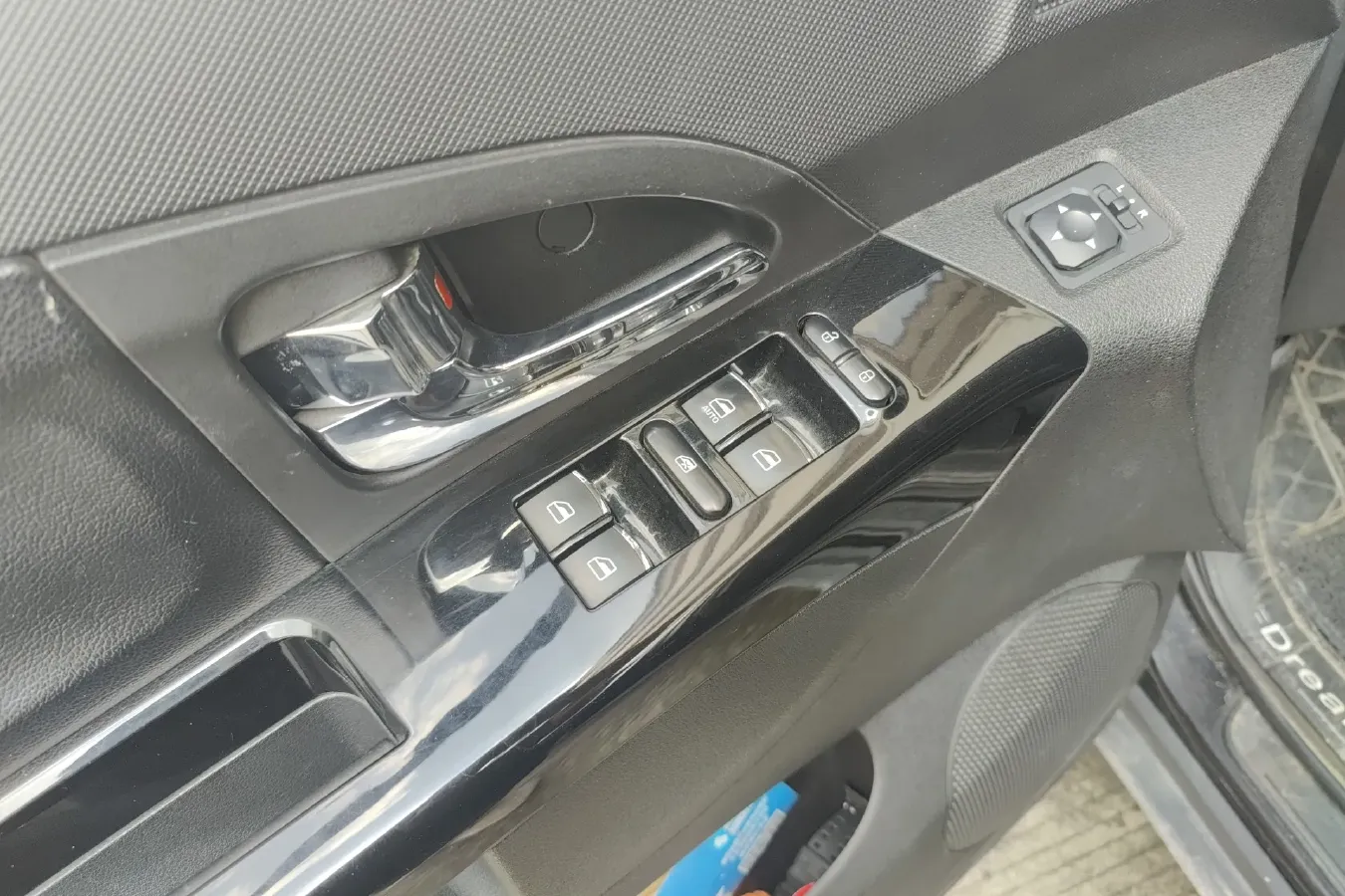 2013 Landwind X5 2.0T 190HP L4 6MT,autocango,china used car exporter,china ev exporter,chinese used car exporter,chinese used ev exporter