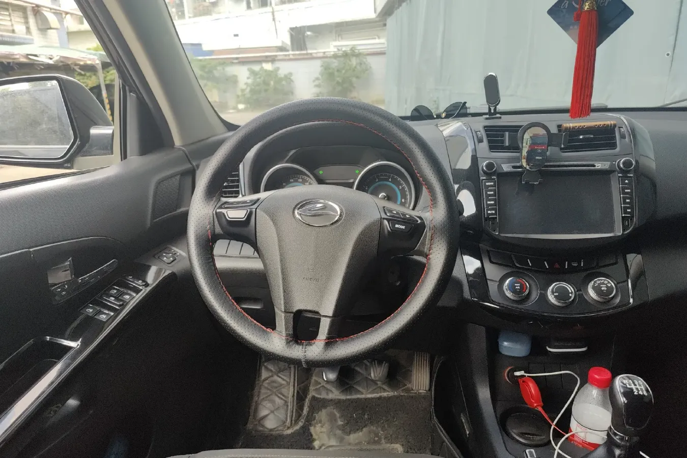 2013 Landwind X5 2.0T 190HP L4 6MT,autocango,china used car exporter,china ev exporter,chinese used car exporter,chinese used ev exporter