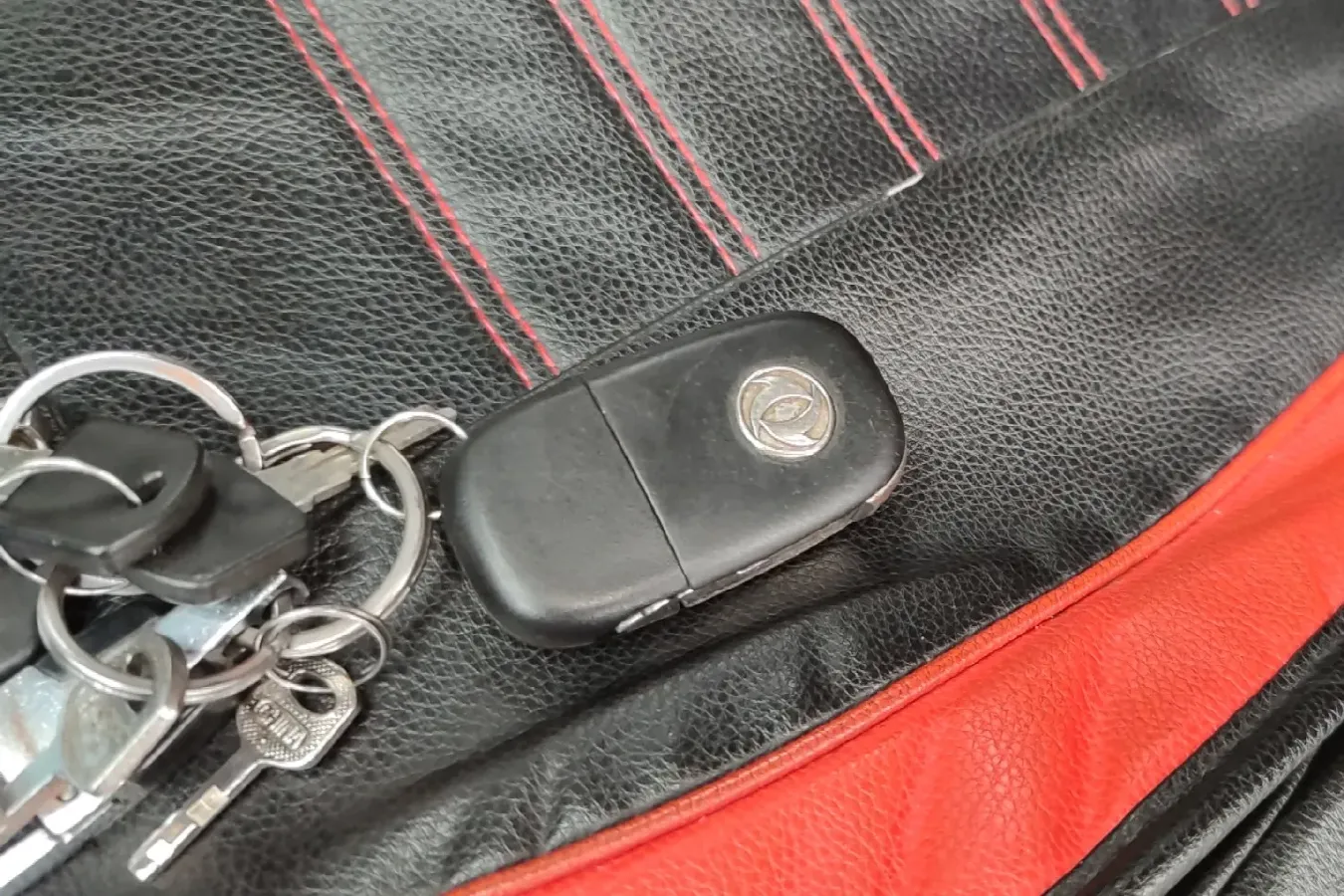 2013 DongFeng Aeolus H30 1.5L 116HP L4 5MT,autocango,china used car exporter,china ev exporter,chinese used car exporter,chinese used ev exporter