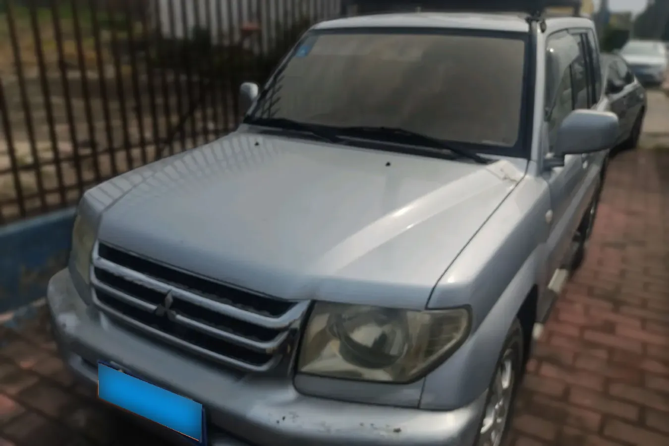 2010 Leopaard FeiTeng 2.0L 121HP L4 5MT,autocango,china used car exporter,china ev exporter,chinese used car exporter,chinese used ev exporter