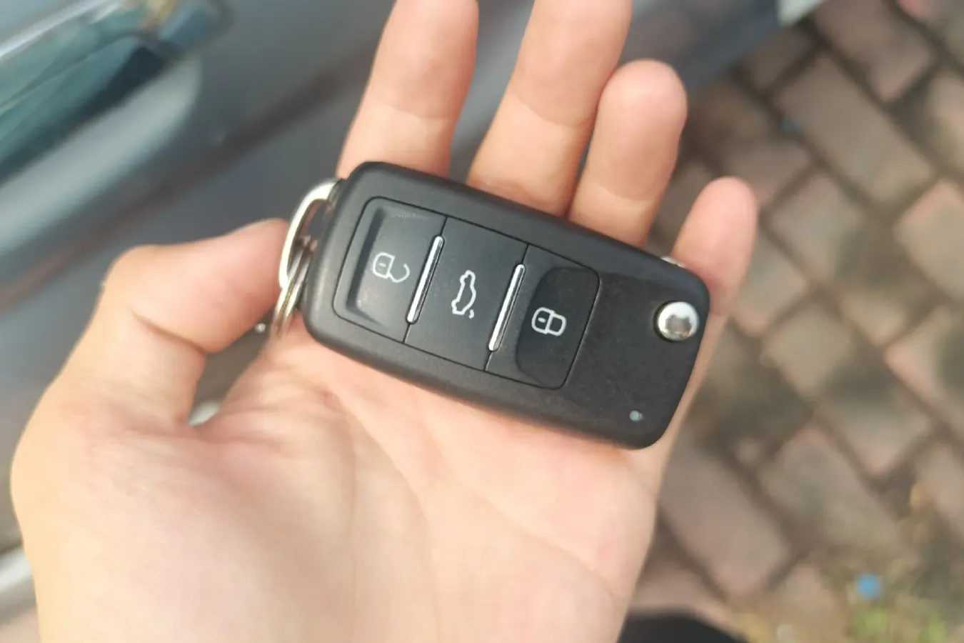 2010 Leopaard FeiTeng 2.0L 121HP L4 5MT,autocango,china used car exporter,china ev exporter,chinese used car exporter,chinese used ev exporter