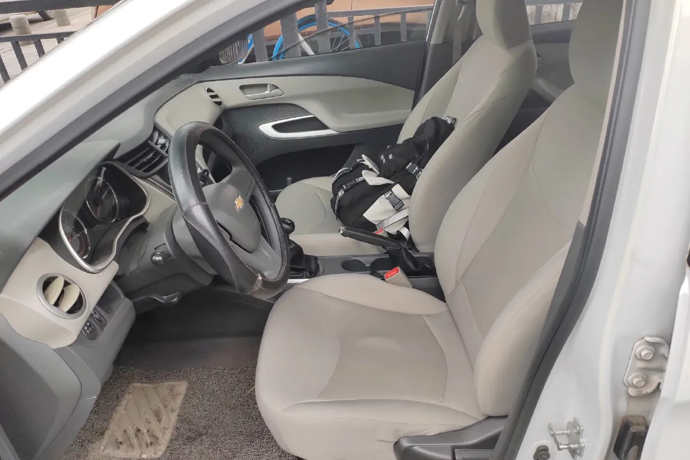 2015 Chevrolet Sail 1.3L 103HP L4 5MT,autocango,china used car exporter,china ev exporter,chinese used car exporter,chinese used ev exporter