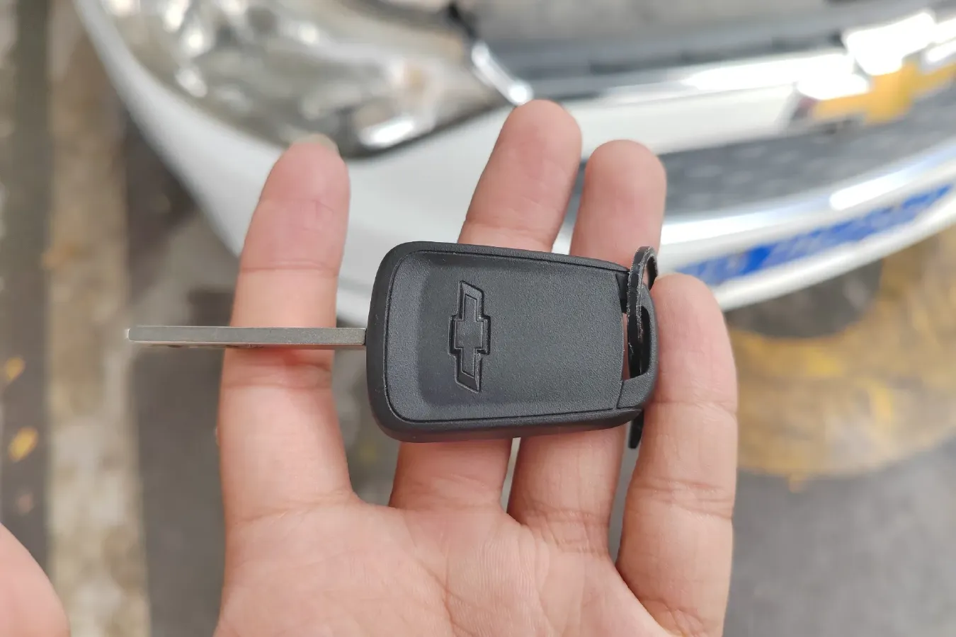 2015 Chevrolet Sail 1.3L 103HP L4 5MT,autocango,china used car exporter,china ev exporter,chinese used car exporter,chinese used ev exporter