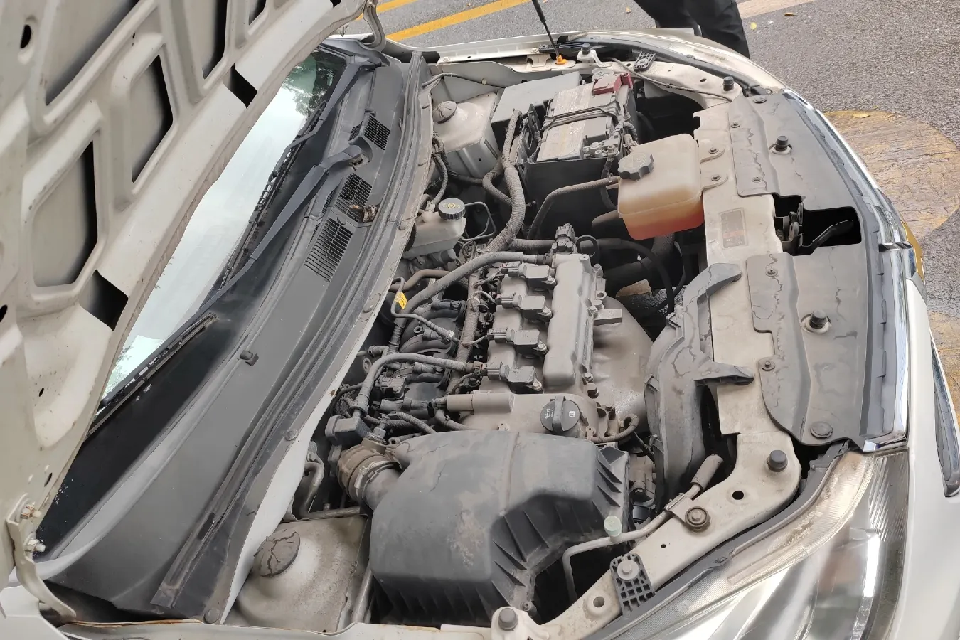 2015 Chevrolet Sail 1.3L 103HP L4 5MT,autocango,china used car exporter,china ev exporter,chinese used car exporter,chinese used ev exporter